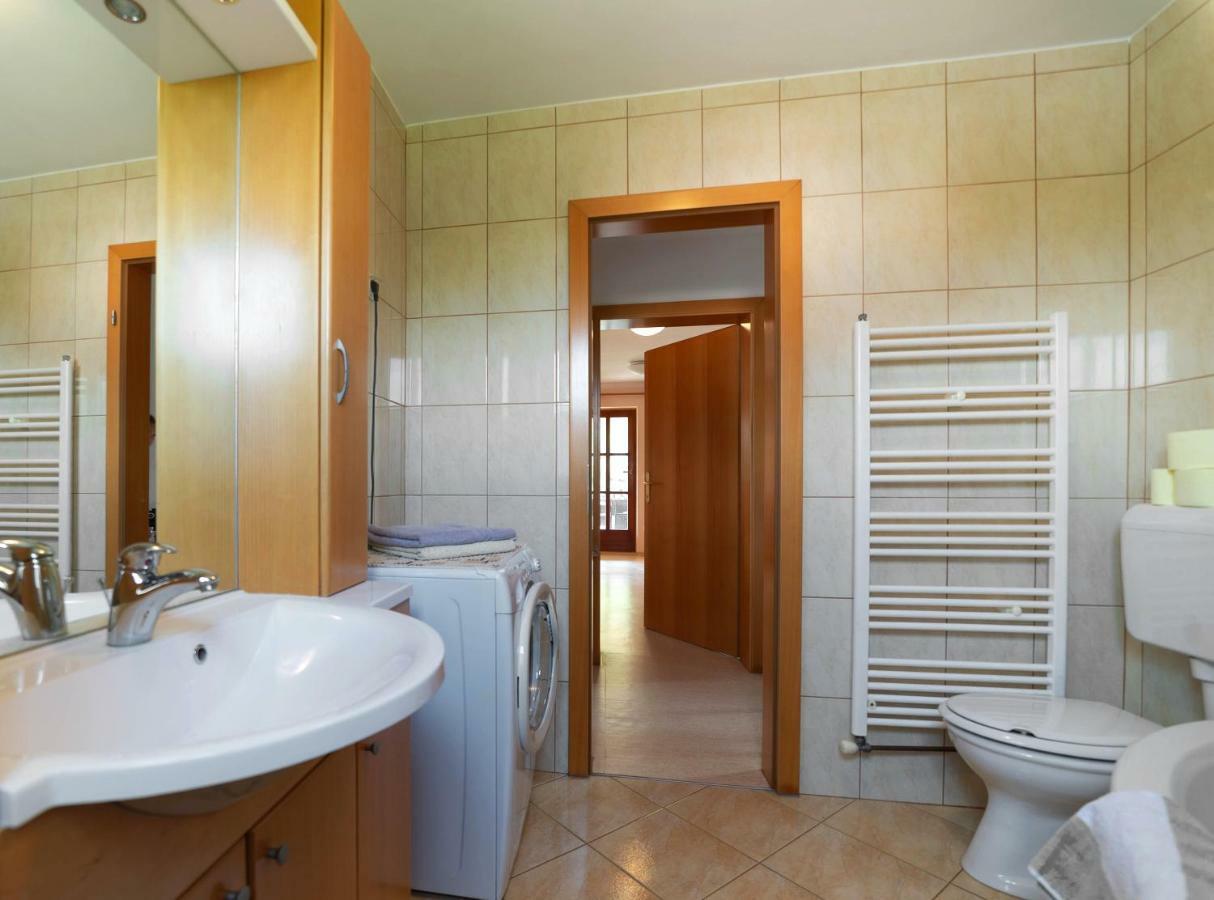 Planinca -Hisa Z Razgledom Apartment Smarje pri Jelsah Exterior photo